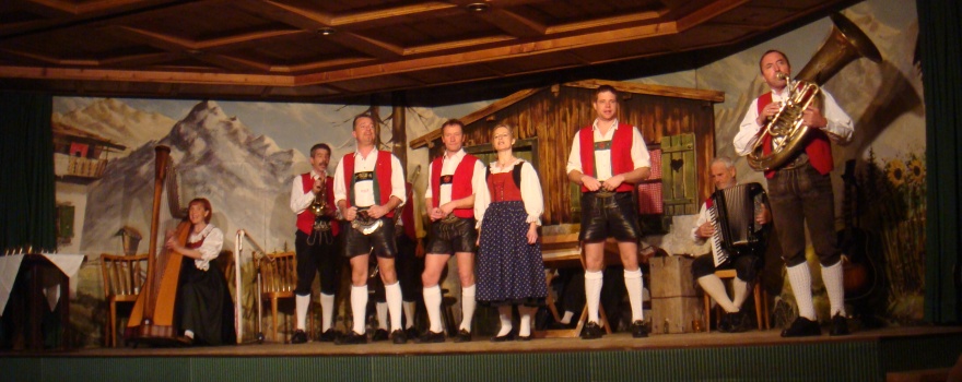 Folklore Shows in Tirol